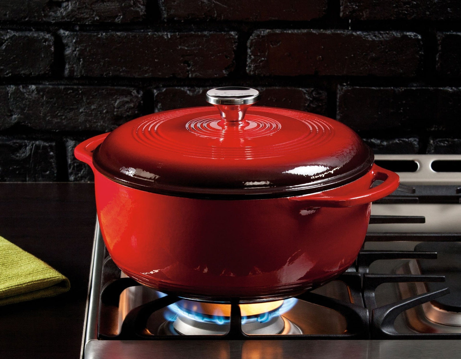 Enamel Cast Iron Dutch Oven, Red, 6-qt D9M0 - product image 3