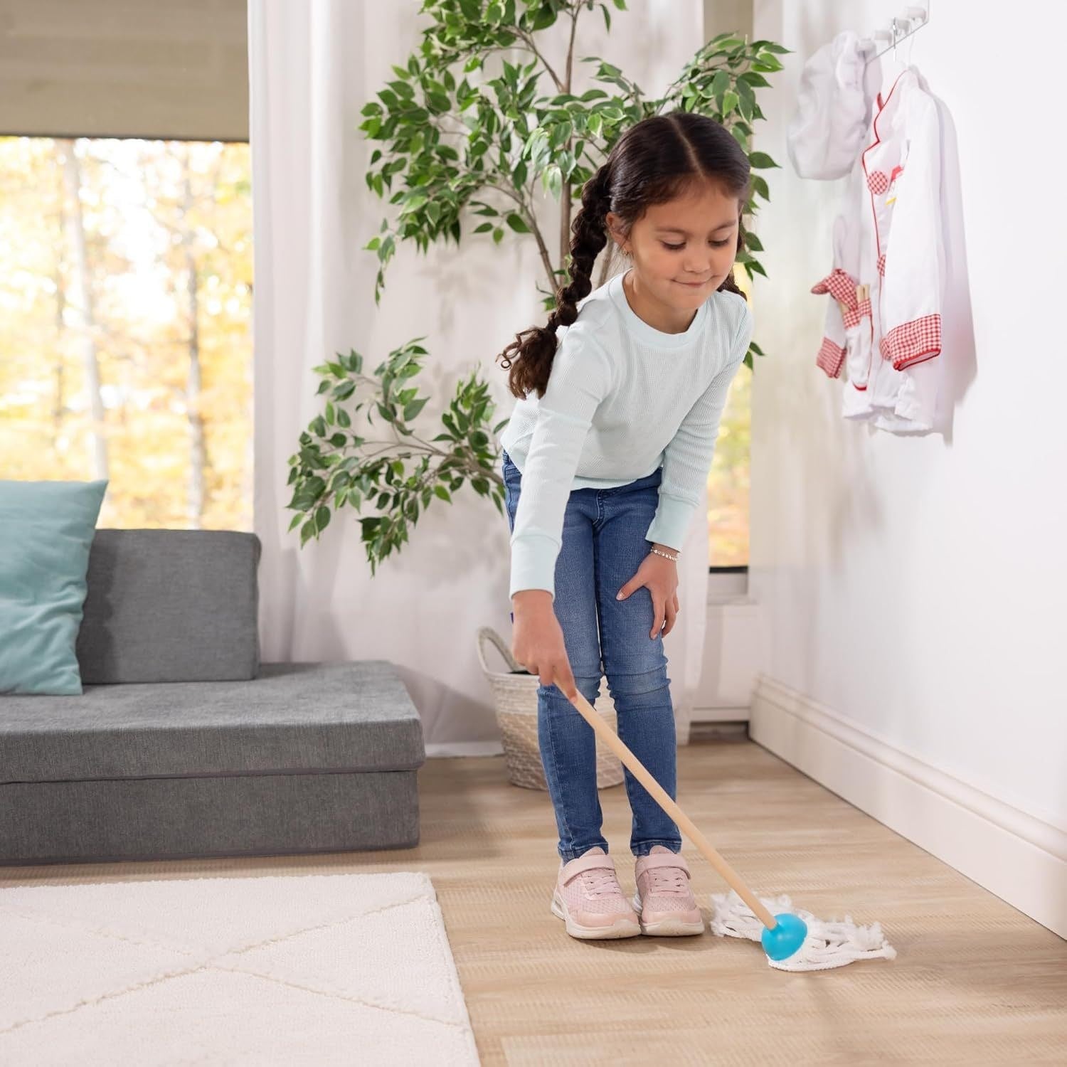 Housekeeping Playset for Ages 3+, 6-pc H9H6 - product image 6