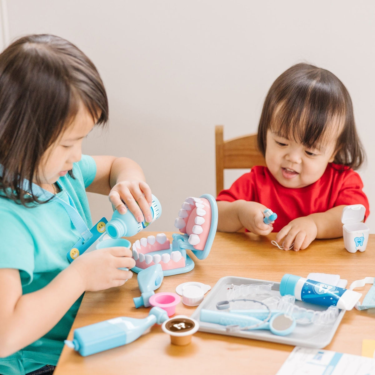 Super Smile Dentist Kit, Ages 3+ H0N1 - product image 5