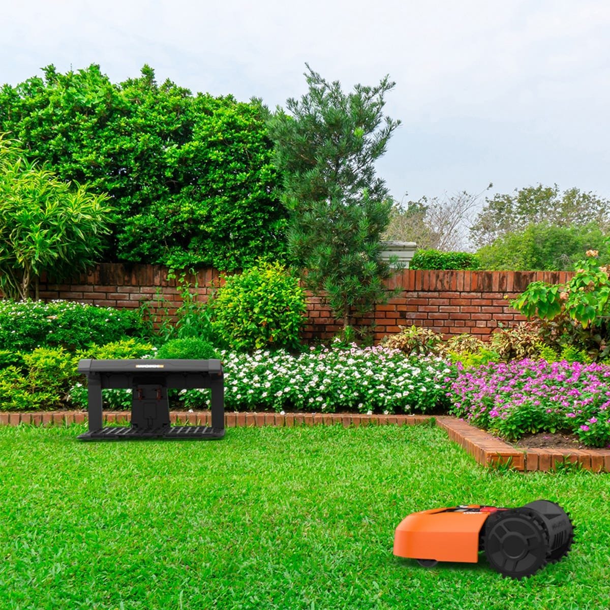 WA0810 Landroid Garage for Robotic Mower with Flip Protection Cover G2Y0 - product image 8