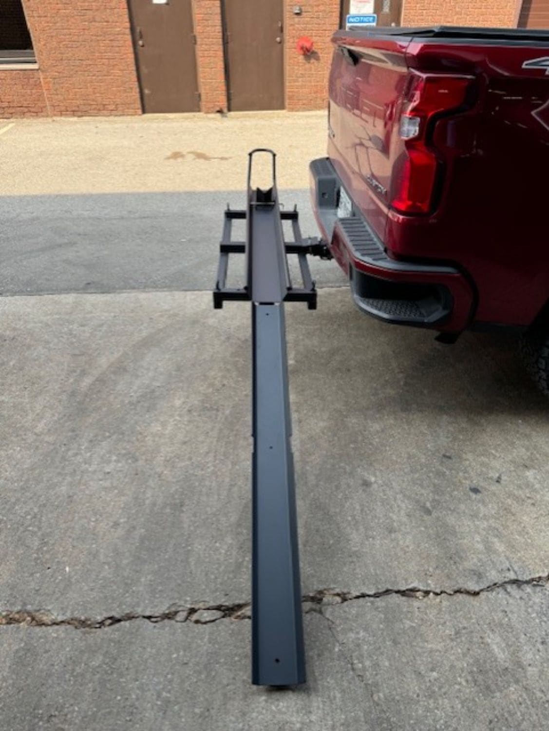 Black Bulldog Hitch Mount Motorcycle Carrier S6S4 - product image 4