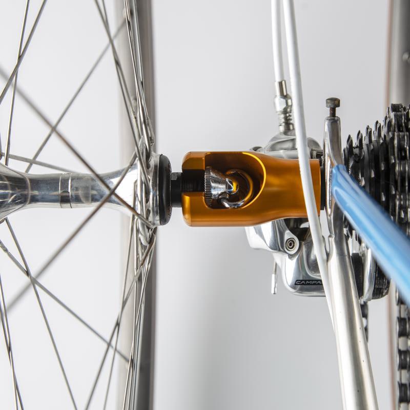 Hogg Front Wheel Holder with Anti-Rotation Strap, 2-pc M2X9 - product image 4